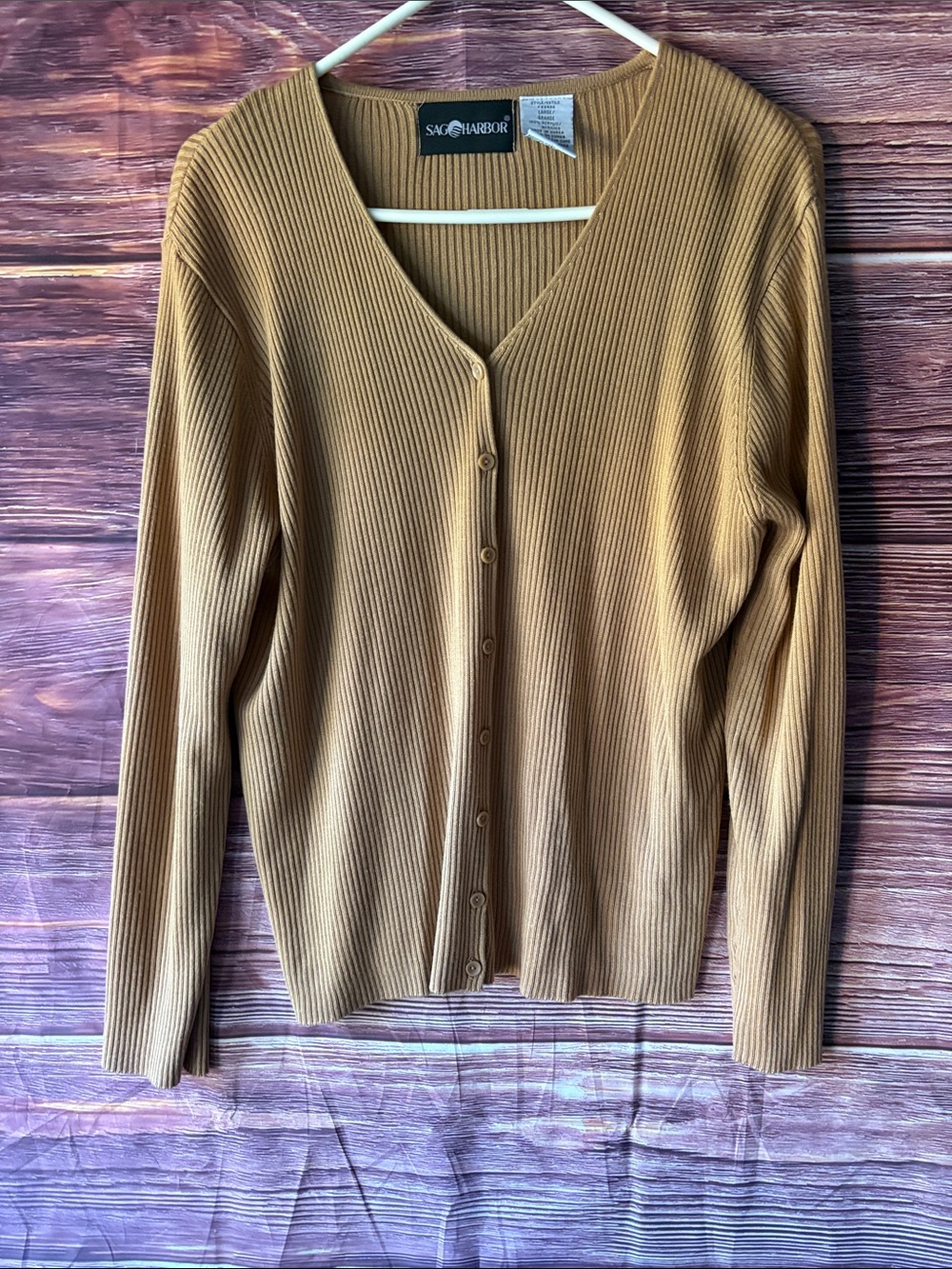 Sag Harbor Ribbed V-Neck Button Cardigan in Camel Brown